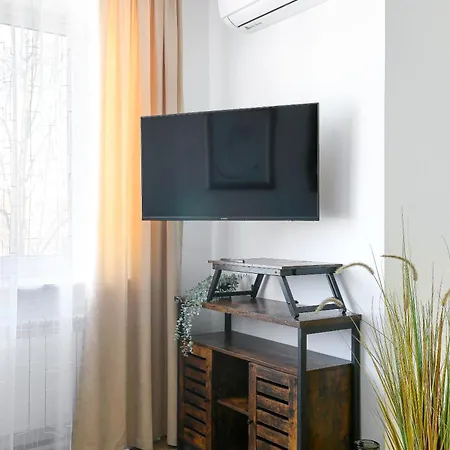 Cozy With Air Conditioning For Couples, Old Town - Jewish District كراكوفيا